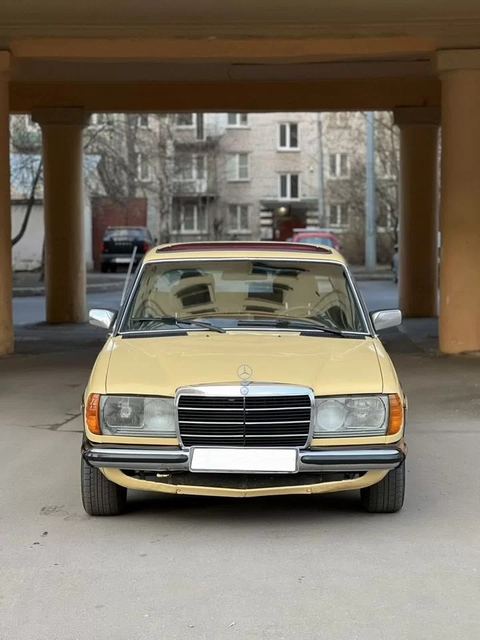 Mercedes-Benz W123, 1984 — Санкт-Петербург